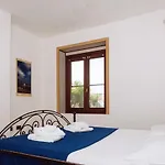 Vakantiehuis Mistral - By Faendho Porto Torres